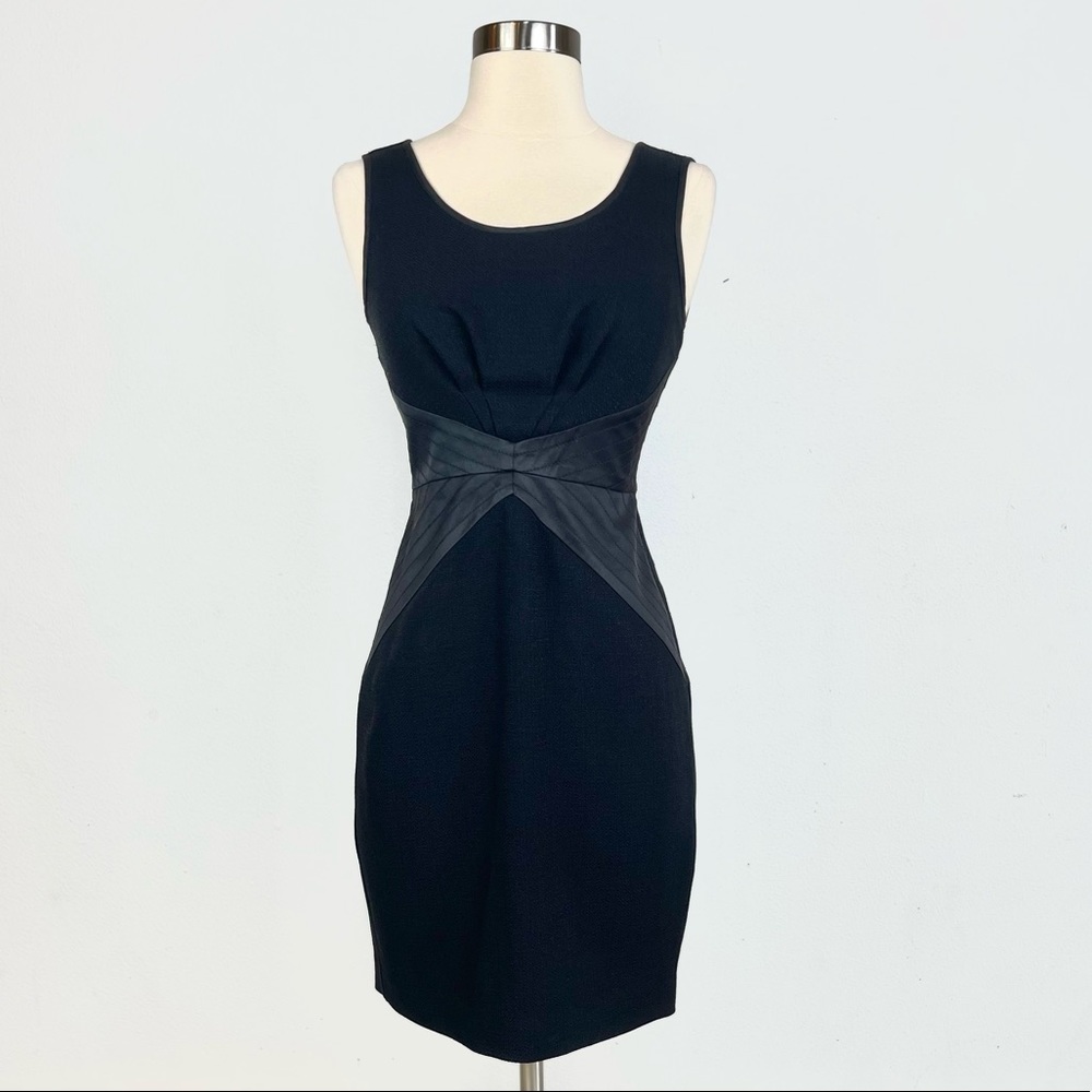 RACHEL ZOE - Sexy, chìc, tailored LBD. Satin Trim, Diamond inset, Black Mini. 2
